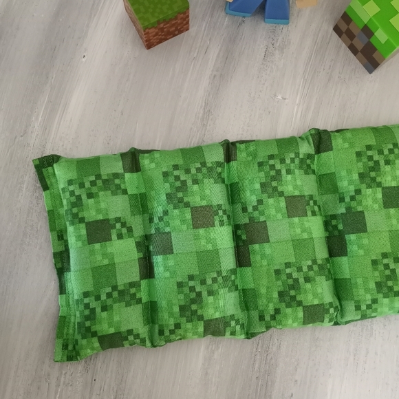 Microwavable Heating Pad Green Pixels #2 - Picture 2 of 7